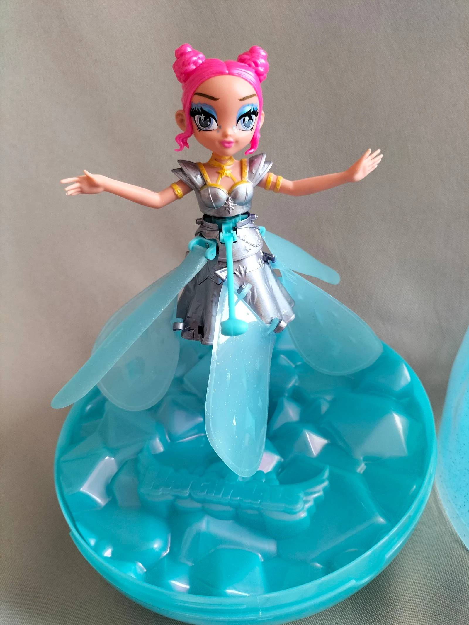Crystal Flyers Flying Doll 6+ years | Hatchimals | New | Without box – photo 2